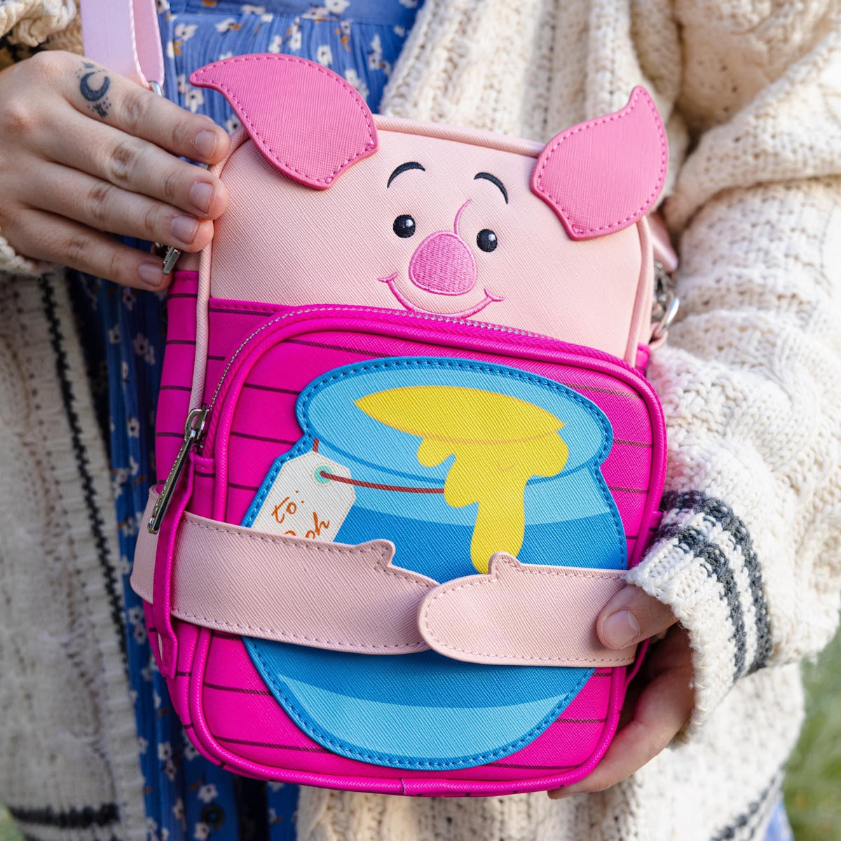 Loungefly Winnie the Pooh - Piglet Cupcake Crossbody